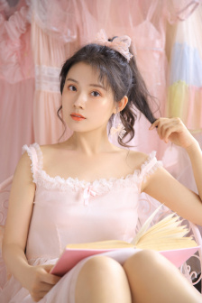 强行玷污女教师